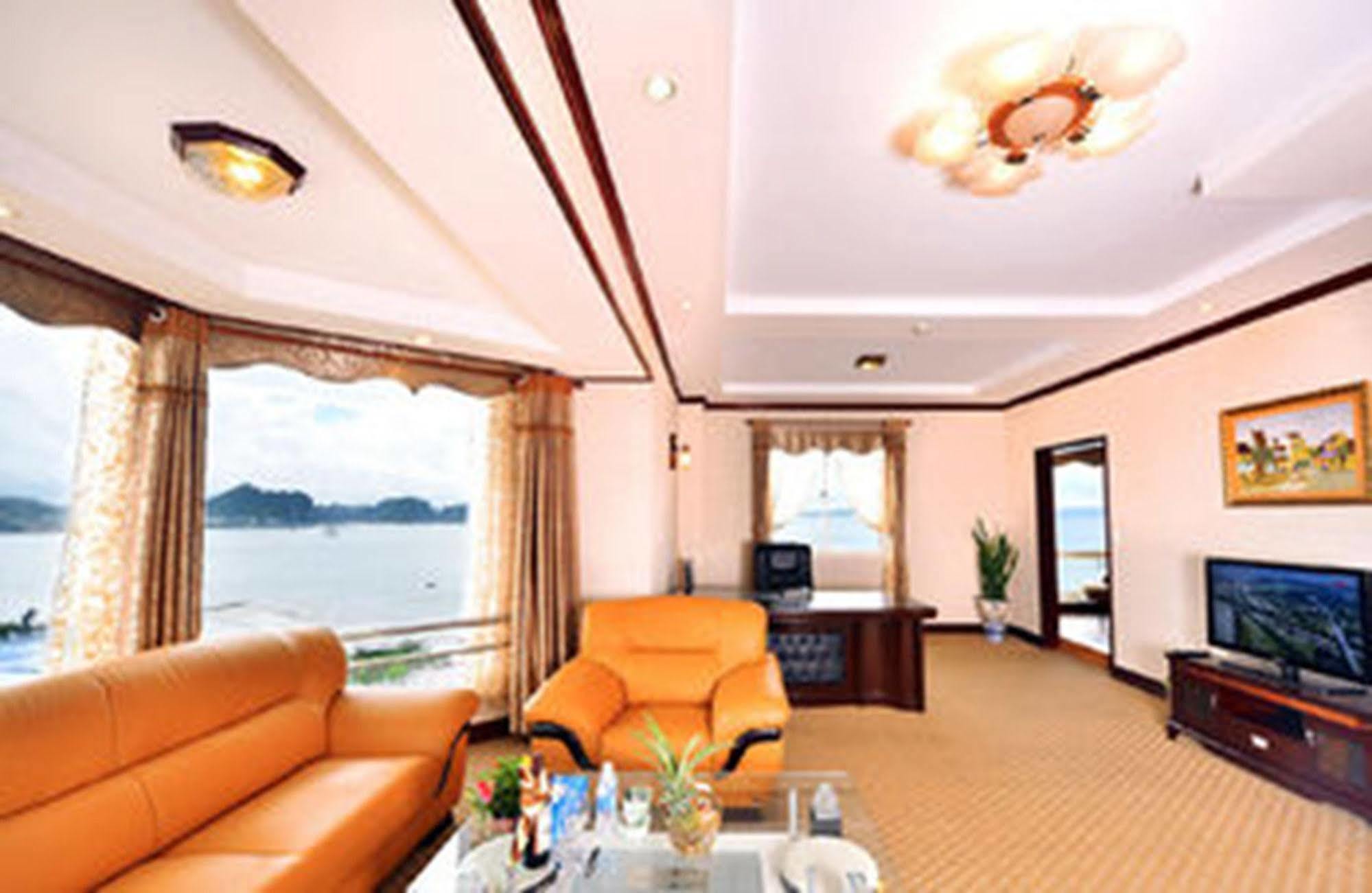 Grand Ha Long Hotel Exterior photo